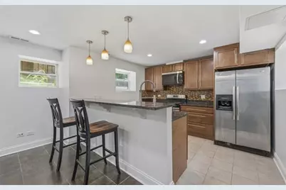 7733 N Marshfield Avenue #GARDEN, Chicago, IL 60626 - Photo 3