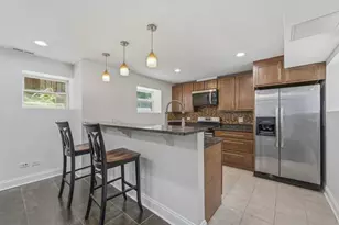 7733 N Marshfield Ave, Chicago, IL 60626 - Photo 3