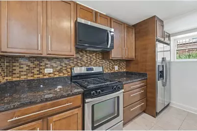 7733 N Marshfield Avenue #GARDEN, Chicago, IL 60626 - Photo 7