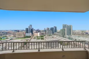 200 N Jefferson St, Chicago, IL 60661 - Photo 11