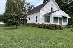 211 N Seminary St, Downs, IL 61736 - Photo 37