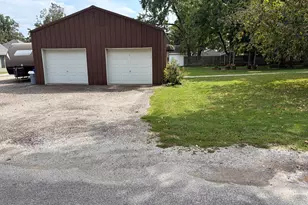 211 N Seminary St, Downs, IL 61736 - Photo 43