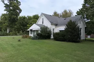 211 N Seminary St, Downs, IL 61736 - Photo 5