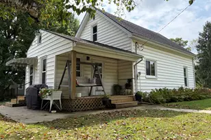 211 N Seminary St, Downs, IL 61736 - Photo 33