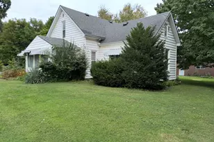 211 N Seminary St, Downs, IL 61736 - Photo 7