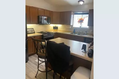 3002 Gilead Avenue, Zion, IL 60099 - Photo 5