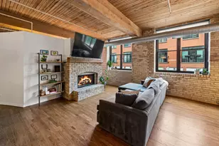 2911 N Western Ave, Chicago, IL 60618 - Photo 5