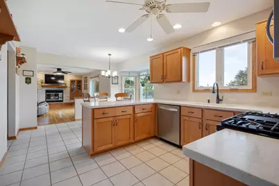 15N133 Shirewood Farm Road, Hampshire, IL 60140 - Photo 3