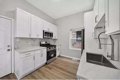 3316 W Le Moyne Street, Chicago, IL 60651 - Photo 13