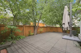 20 Sarahs Grove Ln, Schaumburg, IL 60193 - Photo 19