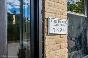 203 Dundee Ave, Barrington, IL 60010 - Photo 3