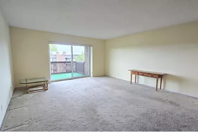 690 Chandler Road #408, Gurnee, IL 60031 - Photo 3