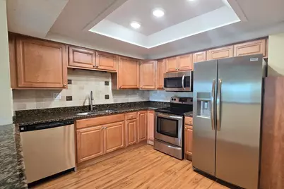 690 Chandler Road #408, Gurnee, IL 60031 - Photo 5