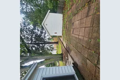 518 Robert Avenue, Rockford, IL 61107 - Photo 17