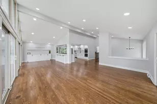 1117 Barberry Ct, Downers Grove, IL 60515 - Photo 3