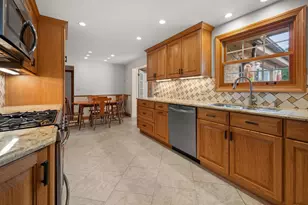 2407 Melrose Ave, Waukegan, IL 60085 - Photo 15