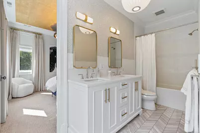 1801 N Hermitage Avenue, Chicago, IL 60622 - Photo 35