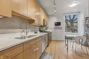 5631 S Blackstone Ave, Chicago, IL 60637 - Photo 13
