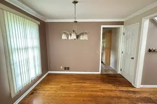 700 Butterfield Dr, Algonquin, IL 60102 - Photo 3