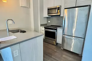 2407 W Eastwood Ave, Chicago, IL 60625 - Photo 3