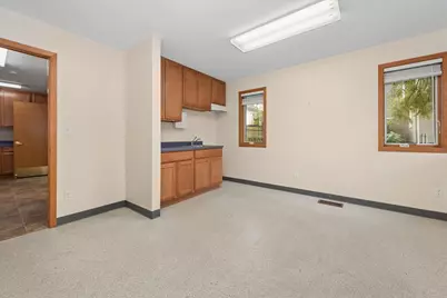 323 S 5th Street, Dekalb, IL 60115 - Photo 35