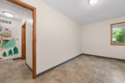 323 S 5th Street, Dekalb, IL 60115 - Photo 39
