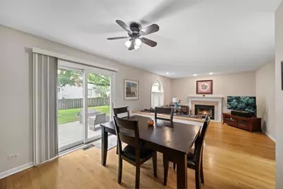 1570 Monterey Court, Gurnee, IL 60031 - Photo 3