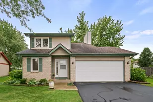 1570 Monterey Ct, Gurnee, IL 60031 - Photo 1
