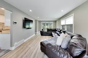296 Springfield Terrace, Des Plaines, IL 60018 - Photo 7