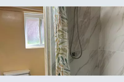 6515 N Maplewood Avenue, Chicago, IL 60645 - Photo 27