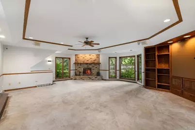 749 N Sharon Drive, Woodstock, IL 60098 - Photo 5