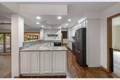 749 N Sharon Drive, Woodstock, IL 60098 - Photo 7