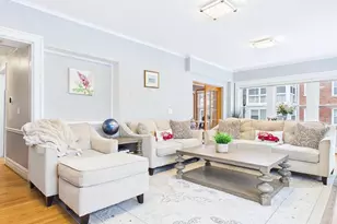 2611 Walnut Ave, Evanston, IL 60201 - Photo 3