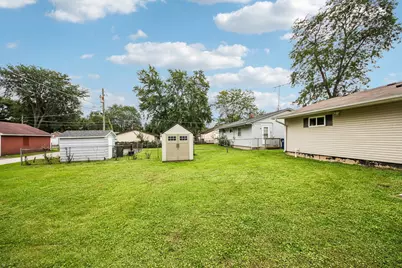 921 N Jackson Street, Waukegan, IL 60085 - Photo 17