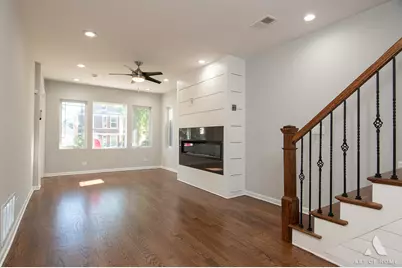 1220 Wisconsin Avenue, Berwyn, IL 60402 - Photo 7