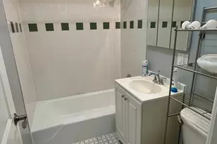 7120 N Sheridan Rd, Chicago, IL 60626 - Photo 11