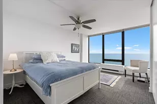5445 N Sheridan Rd, Chicago, IL 60640 - Photo 11