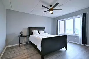 1 N Beacon Pl, La Grange, IL 60525 - Photo 19