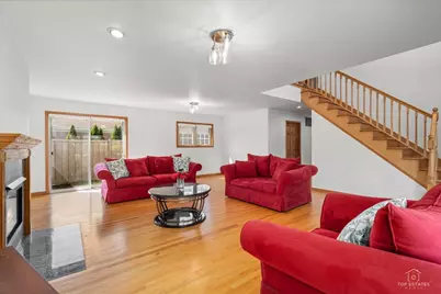 8000 W Lake Street, Niles, IL 60714 - Photo 9