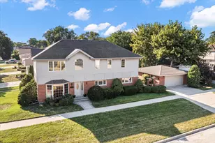 8000 W Lake St, Niles, IL 60714 - Photo 1