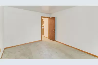 1102 Country Drive, Shorewood, IL 60404 - Photo 17