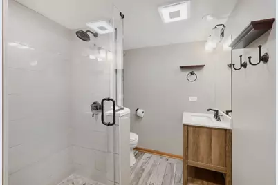 1301 S 2nd Avenue, Des Plaines, IL 60018 - Photo 13