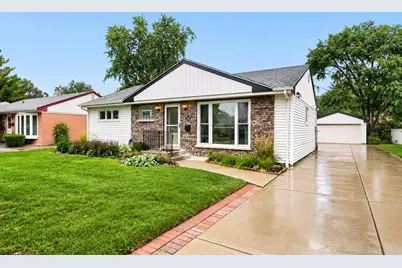 1301 S 2nd Avenue, Des Plaines, IL 60018 - Photo 1