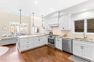 2913 S Lowe Ave, Chicago, IL 60616 - Photo 13