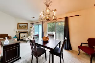 625 Edinburgh Ln, Prospect Heights, IL 60070 - Photo 9