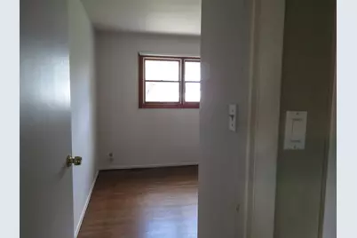 1800 N Newport Road, Hoffman Estates, IL 60169 - Photo 9