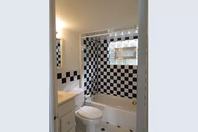 1800 N Newport Road, Hoffman Estates, IL 60169 - Photo 13