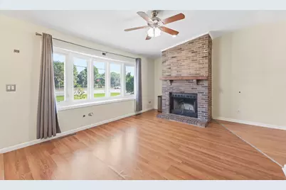 1818 N Sheridan Road, Waukegan, IL 60087 - Photo 7