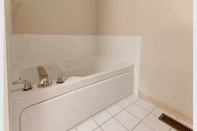 203 Westminster Drive, Bloomingdale, IL 60108 - Photo 17