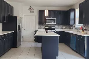 4 Claridge Ct, Bolingbrook, IL 60440 - Photo 13